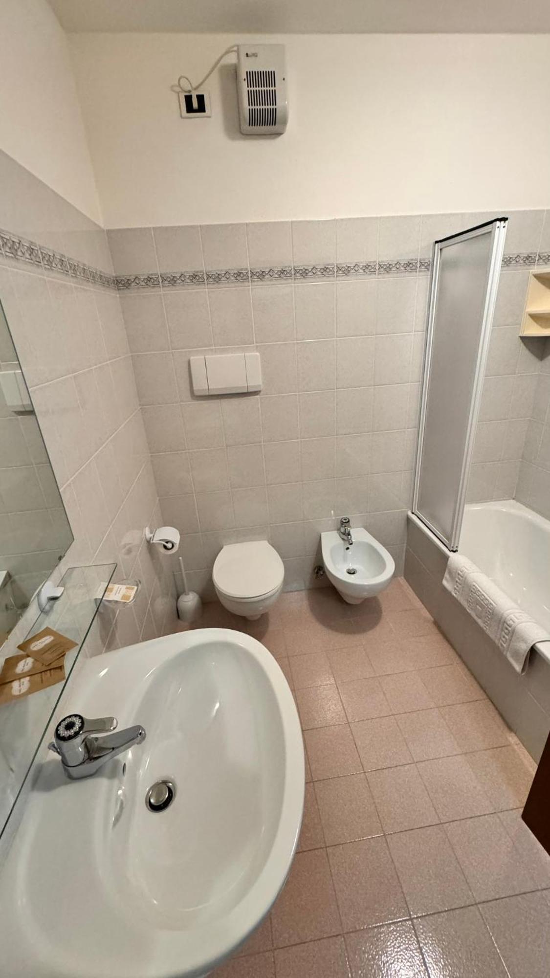 Albergo Stella Alpina Tenno Exteriör bild