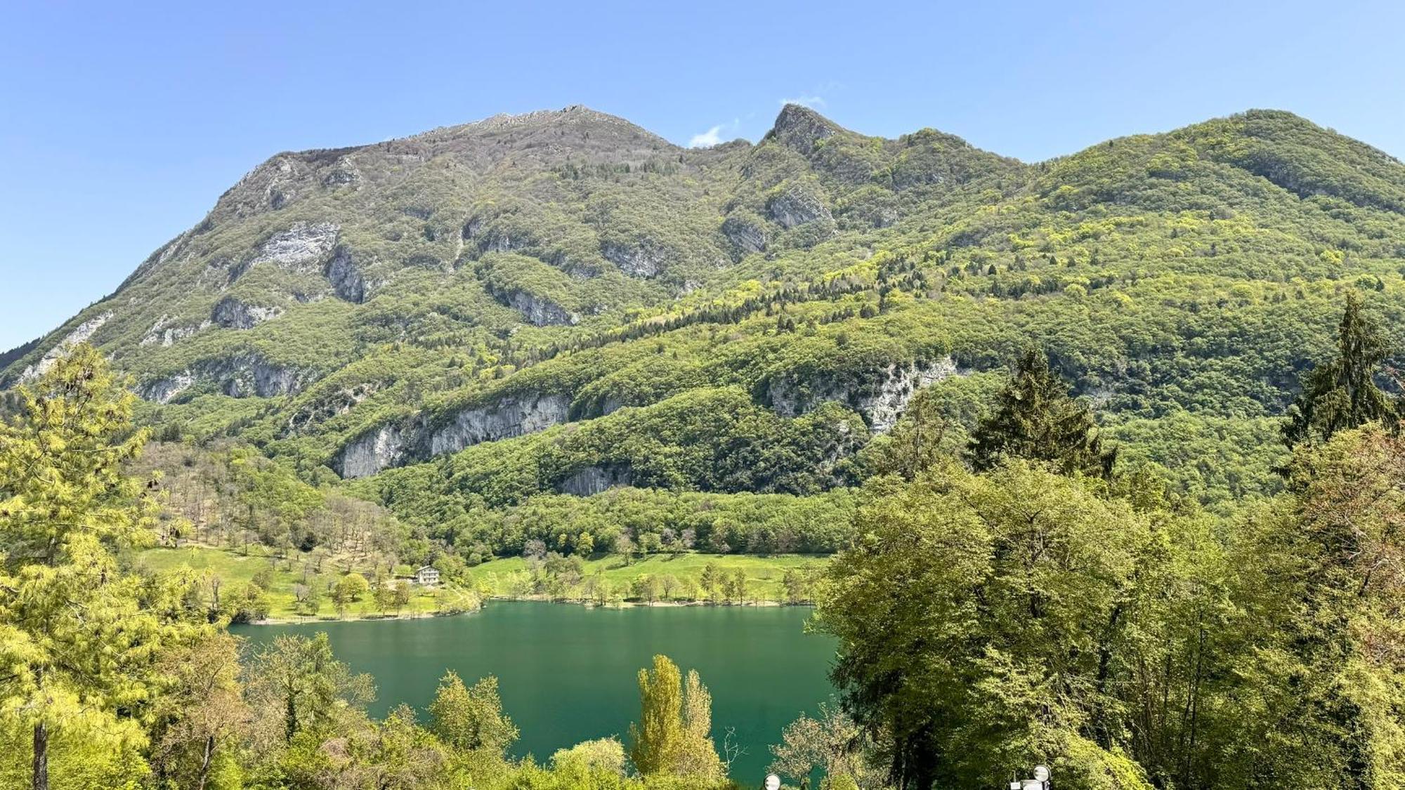 Albergo Stella Alpina Tenno Exteriör bild