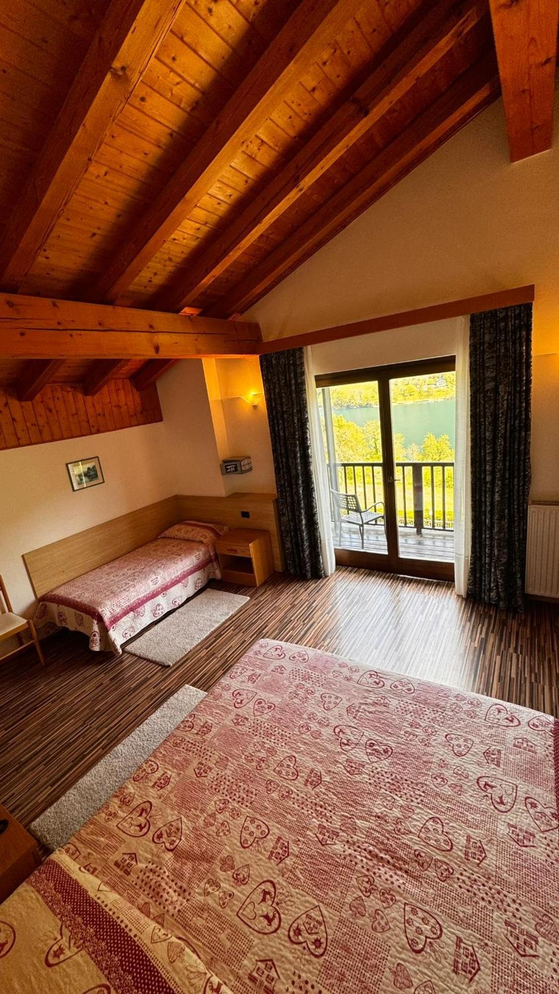 Albergo Stella Alpina Tenno Exteriör bild