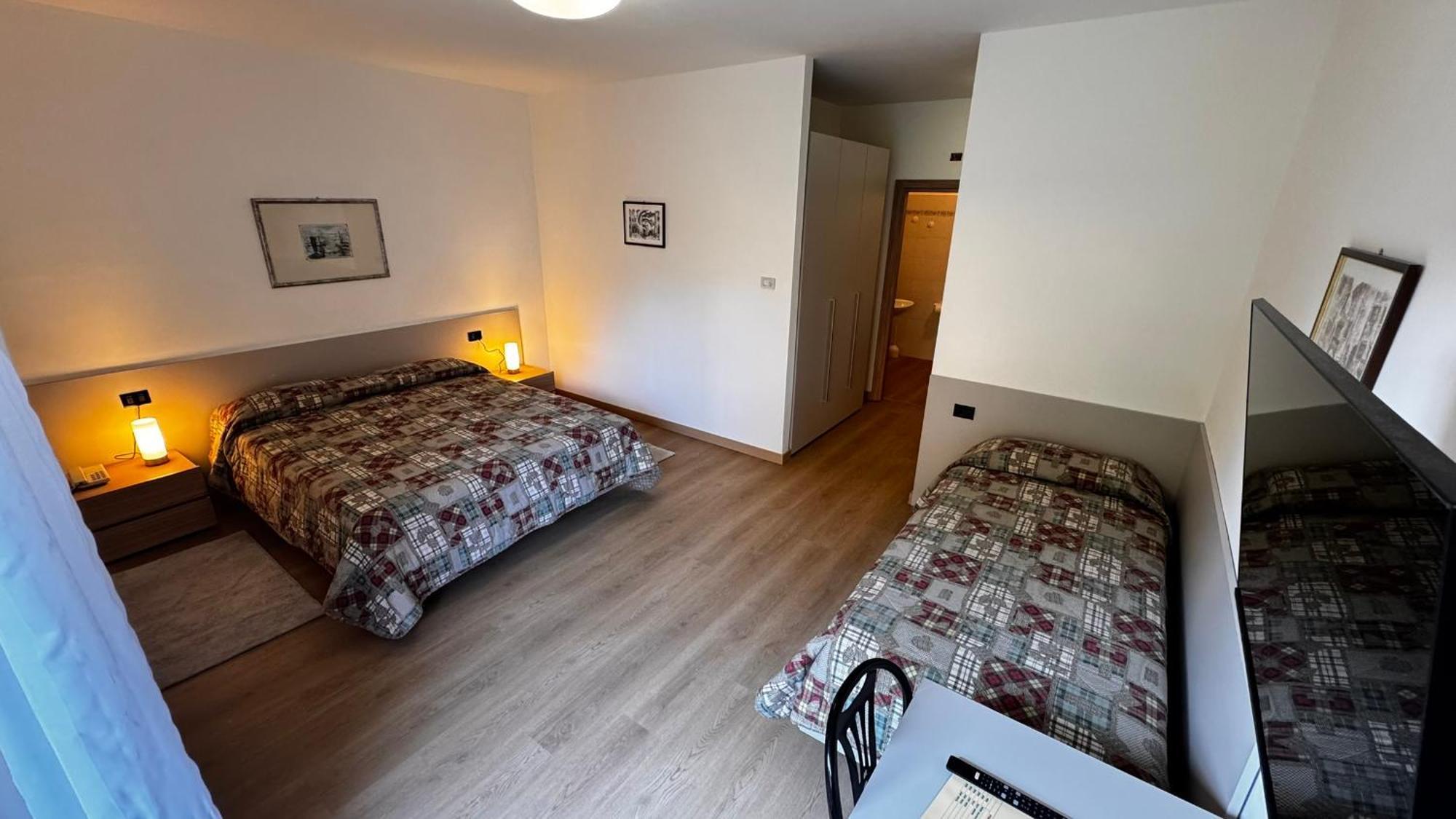Albergo Stella Alpina Tenno Exteriör bild