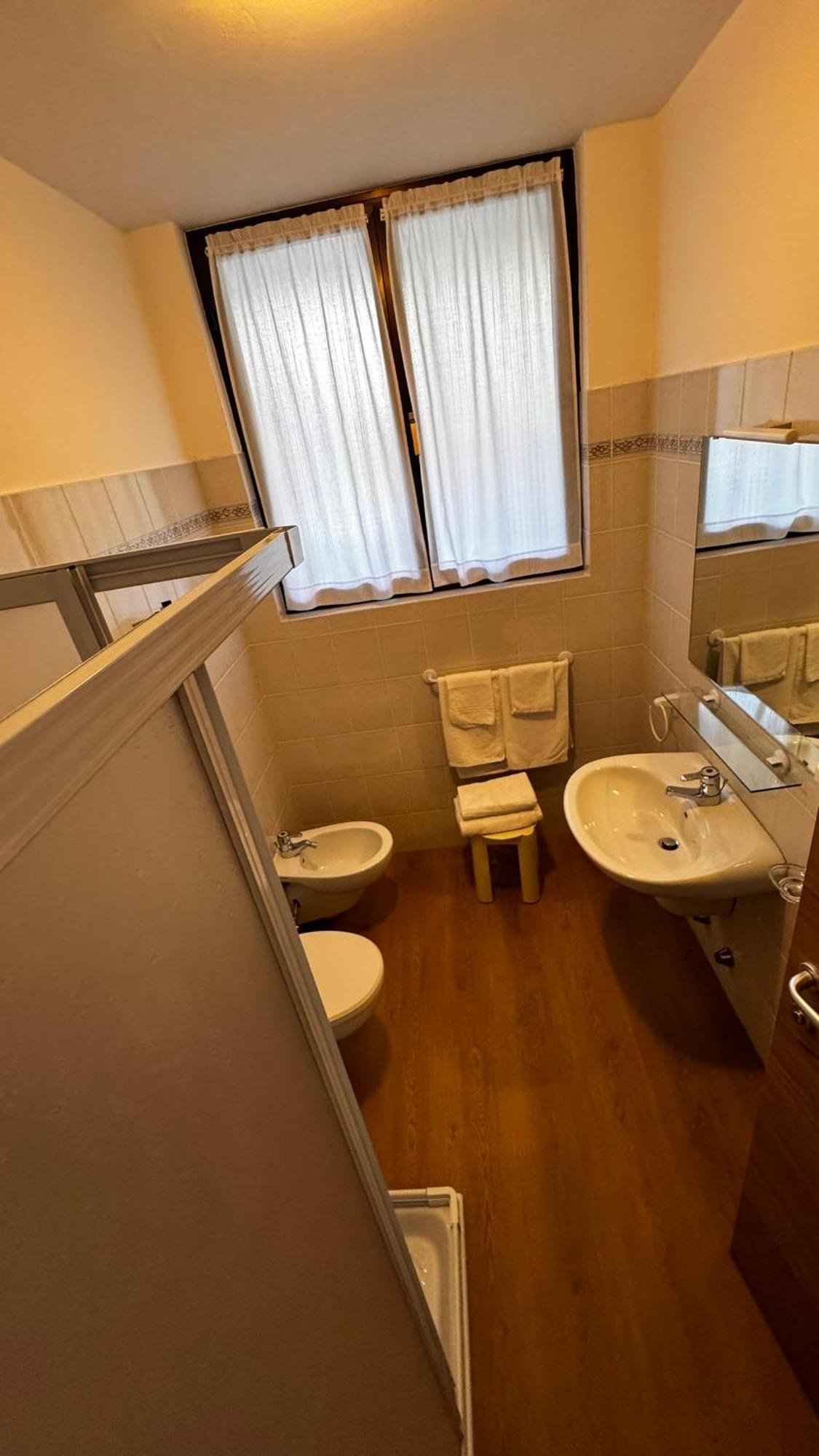 Albergo Stella Alpina Tenno Exteriör bild
